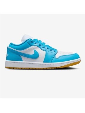 Jordan Retro 1 White/Dark Powder Blue/Brown Women’s size 9 NEW!!!